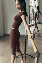 16'' High-Waist Airlift Capri - Brownstone