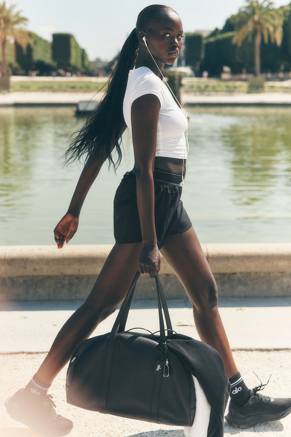 ALO Odyssey - Black Leather