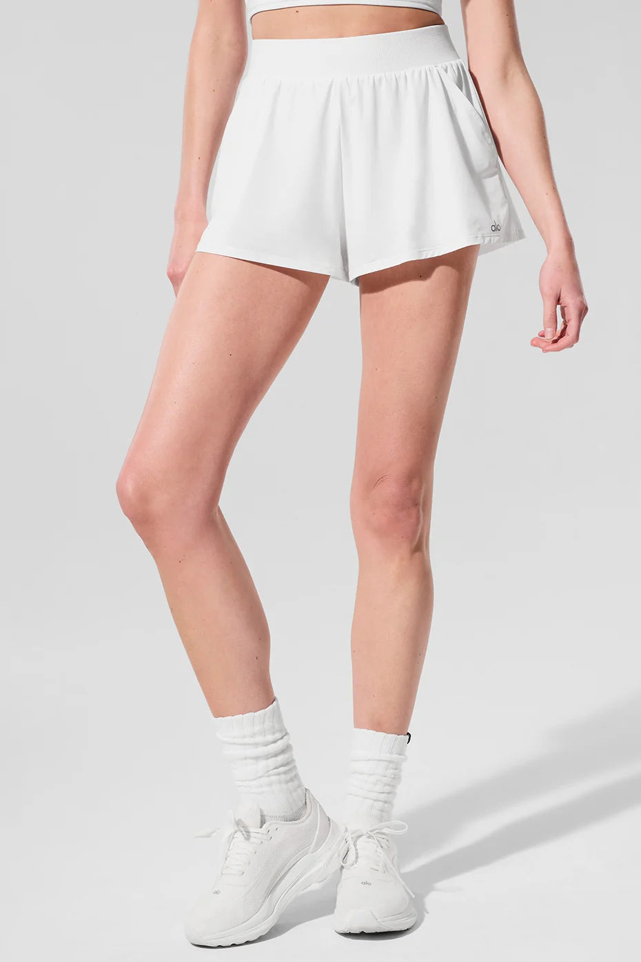 Breezy Short - White