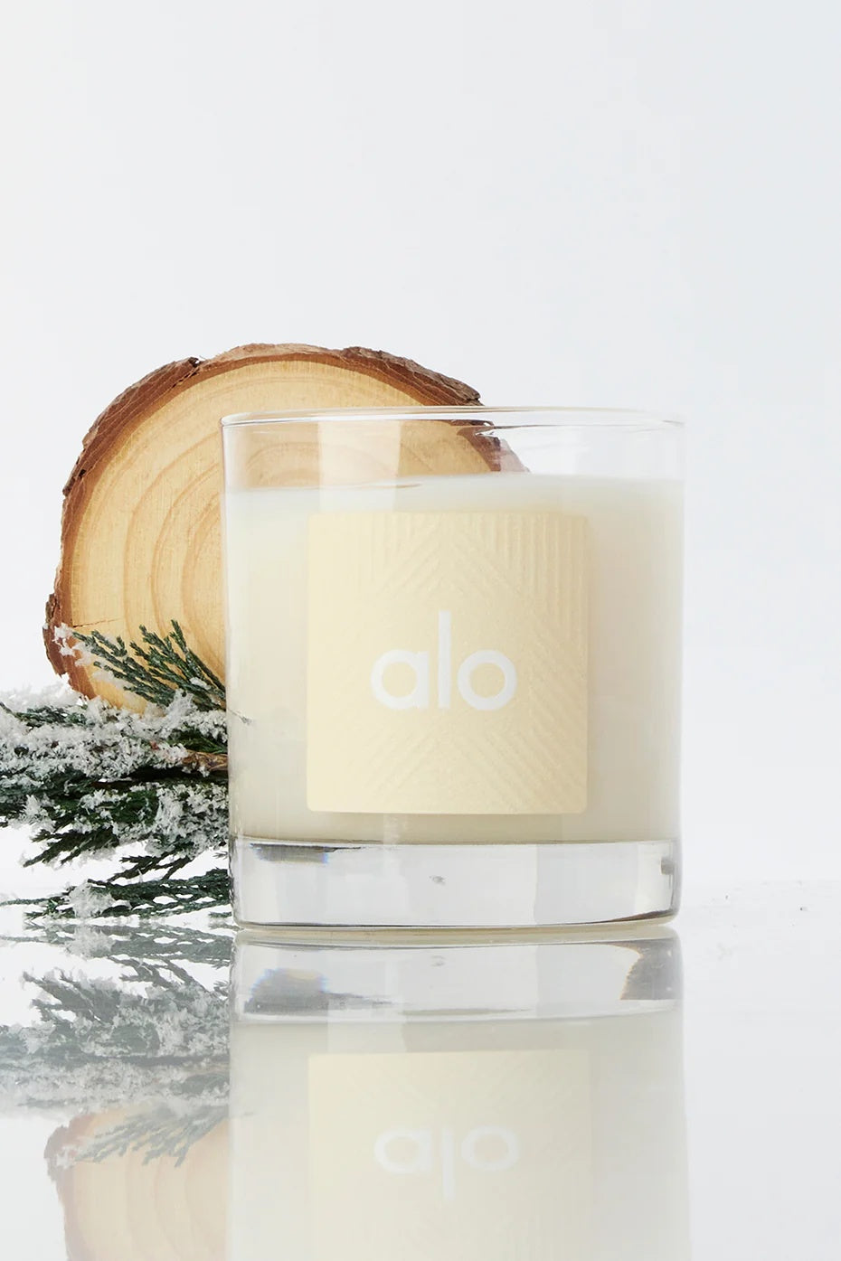 ALO Holiday Candle - 2 oz