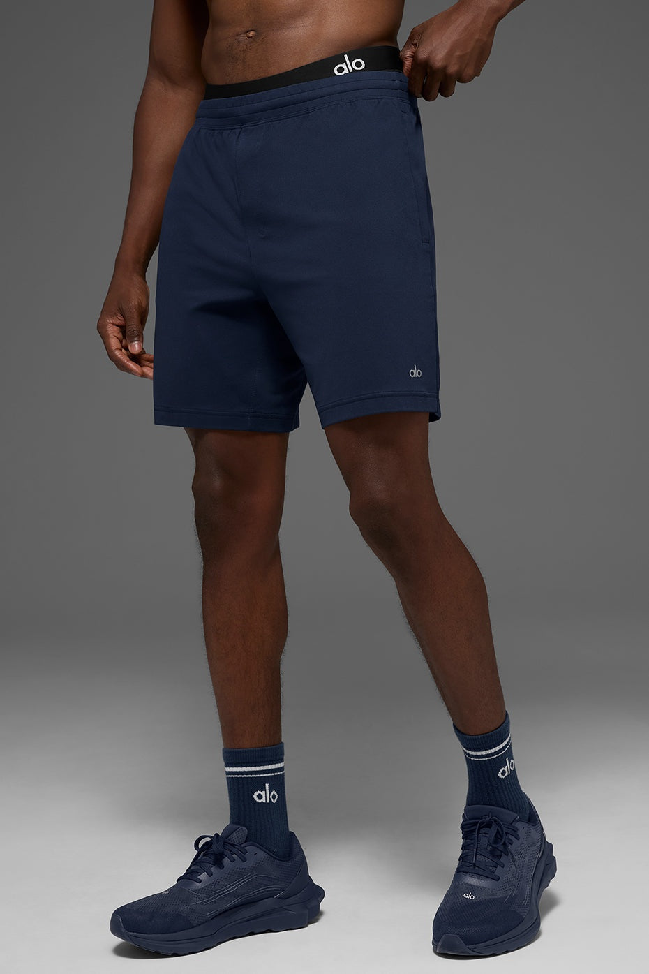 7" Conquer React Performance Short - Navy