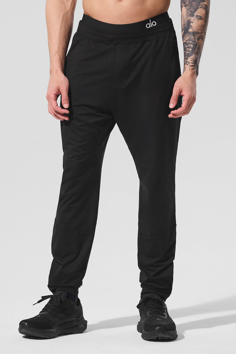 Conquer React Performance Pant - Black