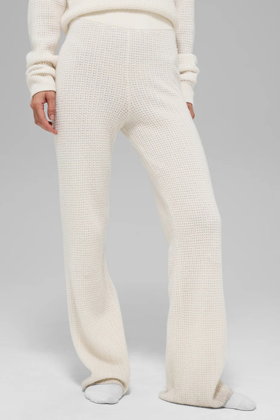 Cashmere High-Waist Plush Waffle Pant - Ivory