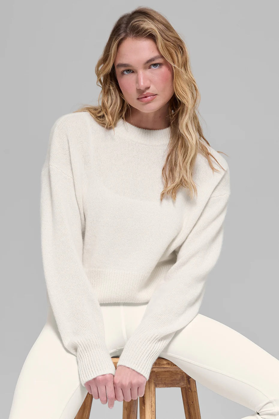 Wool Cashmere Cropped New Class Crewneck Sweater - Ivory