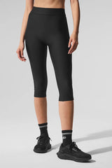 Airlift Mesh High-Waist Just Right Capri - Black