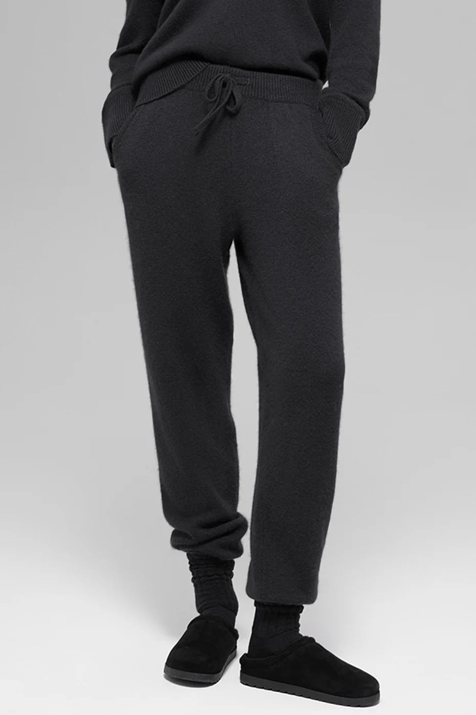 Wool Cashmere High-Waist New Class Jogger - Black