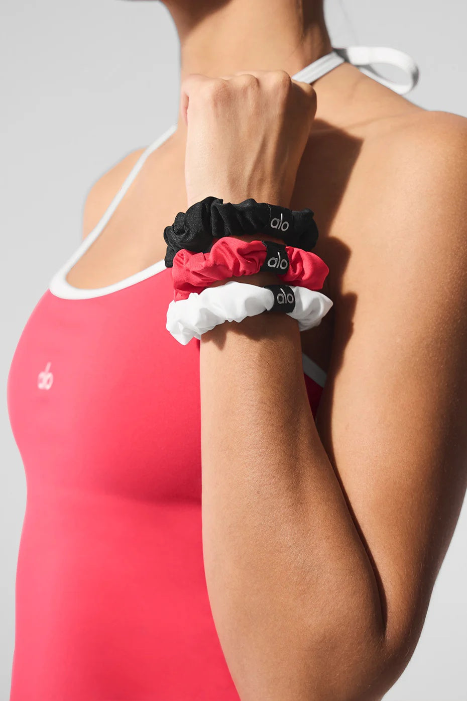 Fresh Mini Scrunchie 3-Pack - Candy Red/Black/White