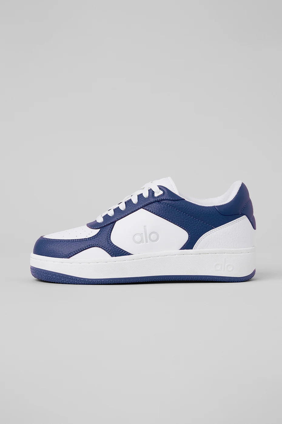 ALO Recovery Mode Sneaker - Navy/White
