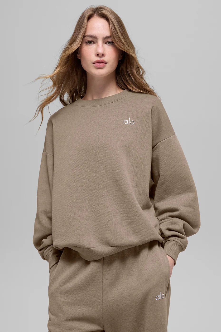 Accolade Crew Neck Pullover - Gravel