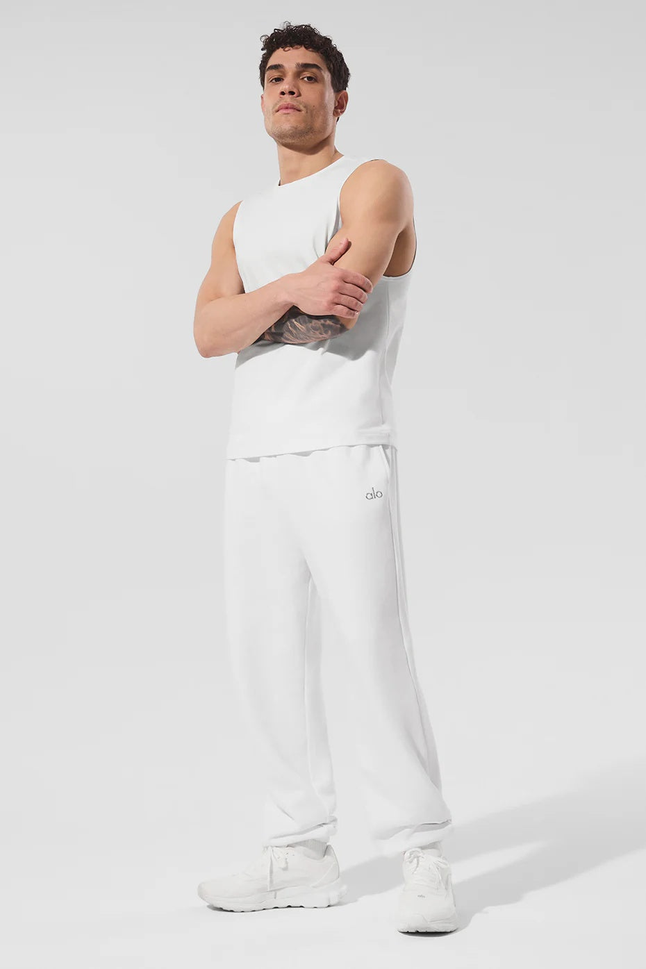 Accolade Sweatpant - White