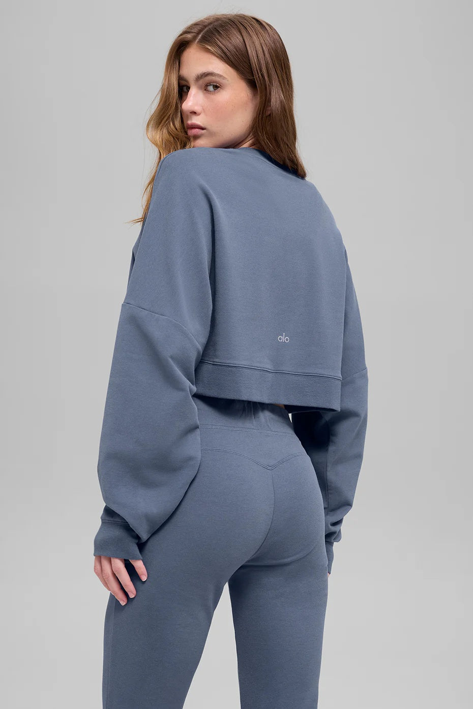 Cropped Sway Crew Neck Pullover - Bluestone