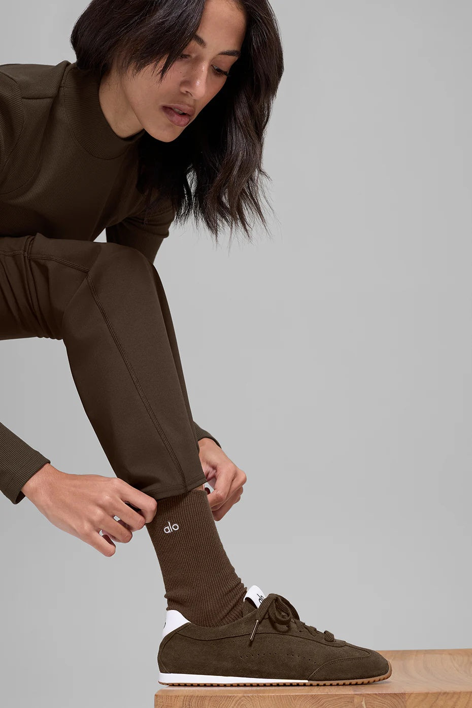 Unisex Half-Crew Understated Sock - Espresso