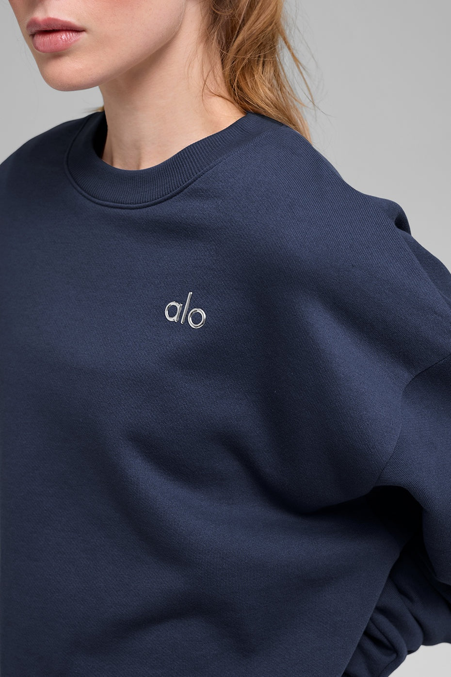 Accolade Crew Neck Pullover - Navy