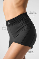 Airlift High-Waist Line Up Short - Black