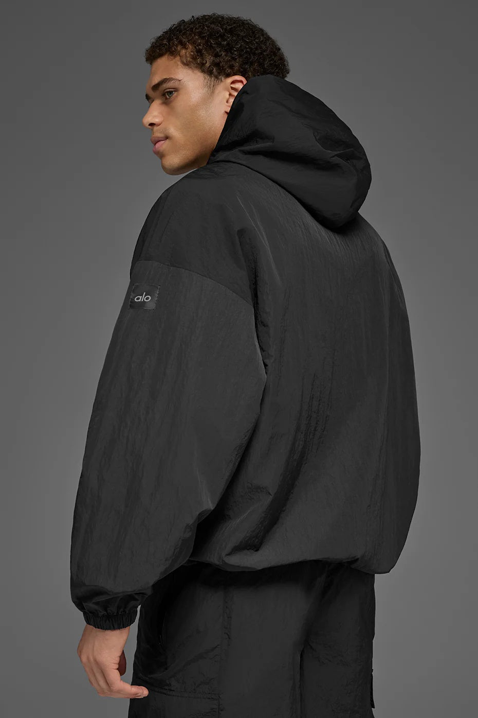 Axis Hooded Pullover - Black