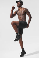 9" Repetition Short - Black