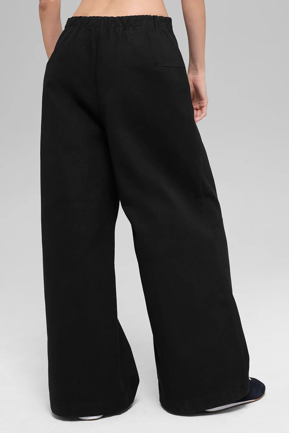 High-Waist Main Character Wide Leg Trouser - Black