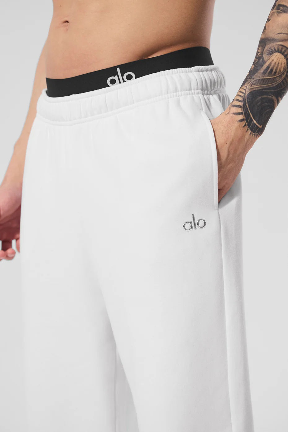 Accolade Sweatpant - White