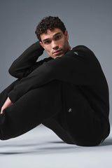 Chill Crew Neck Pullover - Black