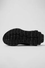 ALO Runner - Black/Black