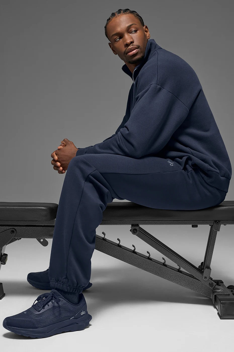 Accolade Sweatpant - Navy