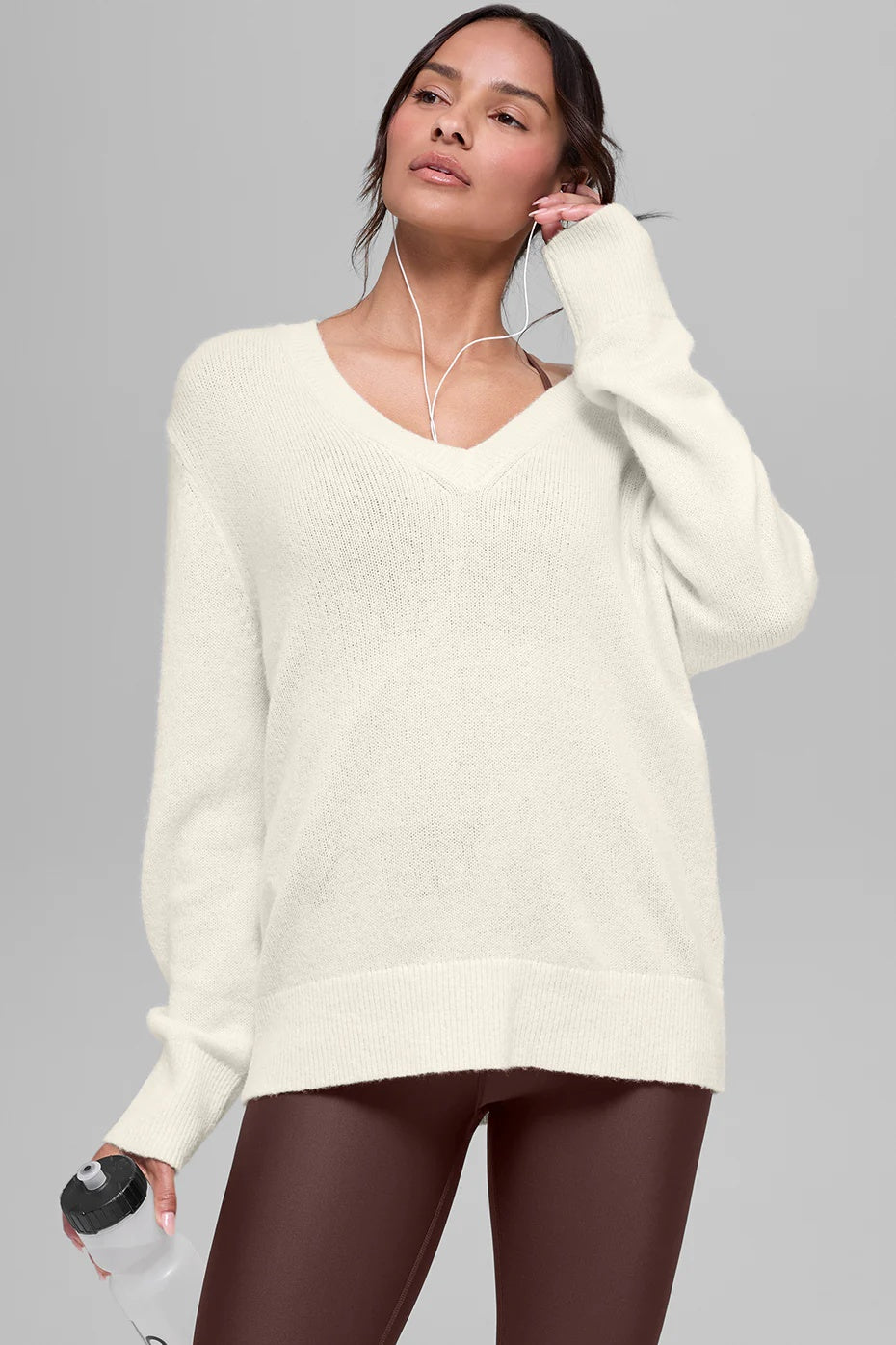 Wool Cashmere New Class Oversized V-Neck Sweater - Ivory