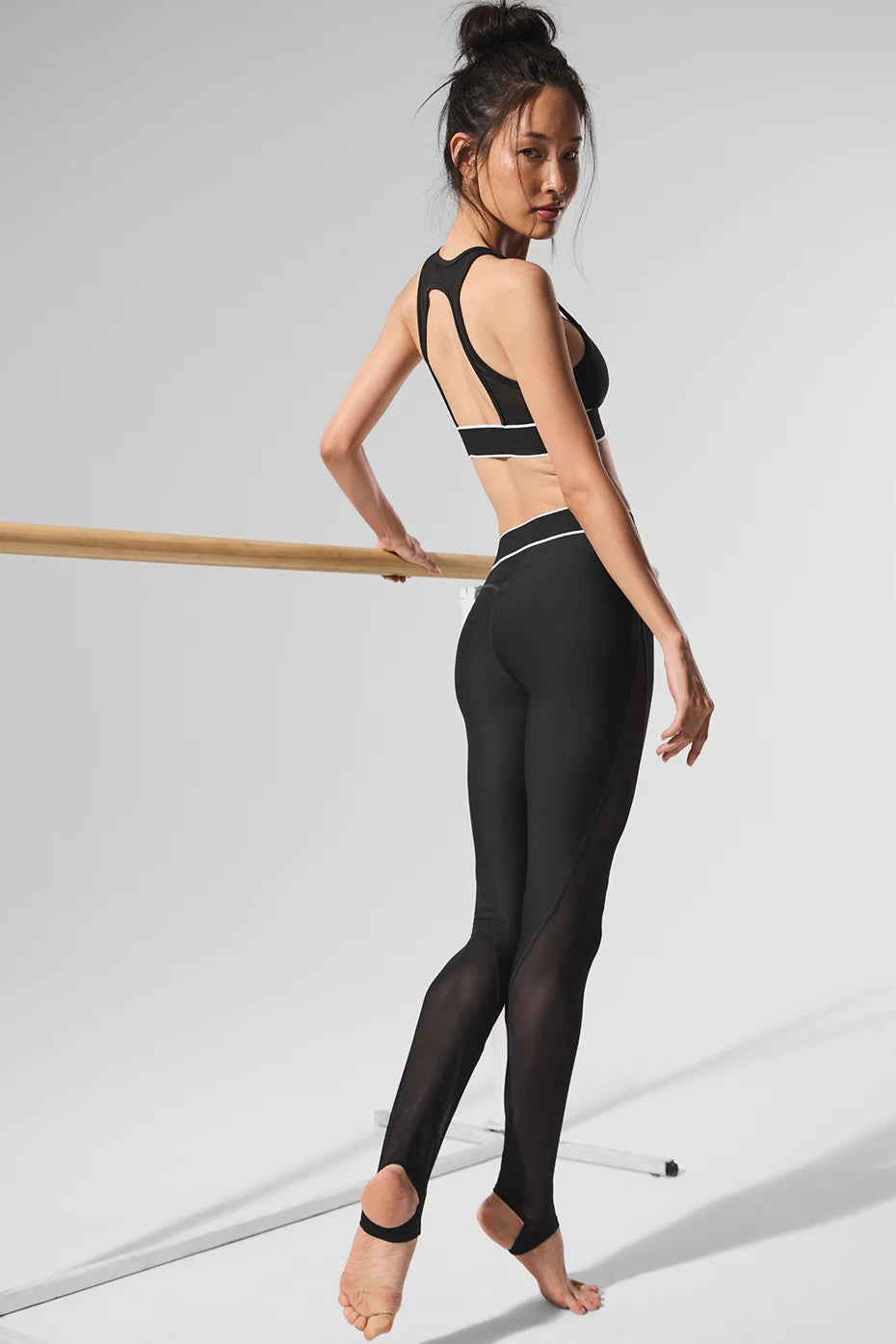 Airlift Mesh High-Waist Darling Stirrup Legging - Black