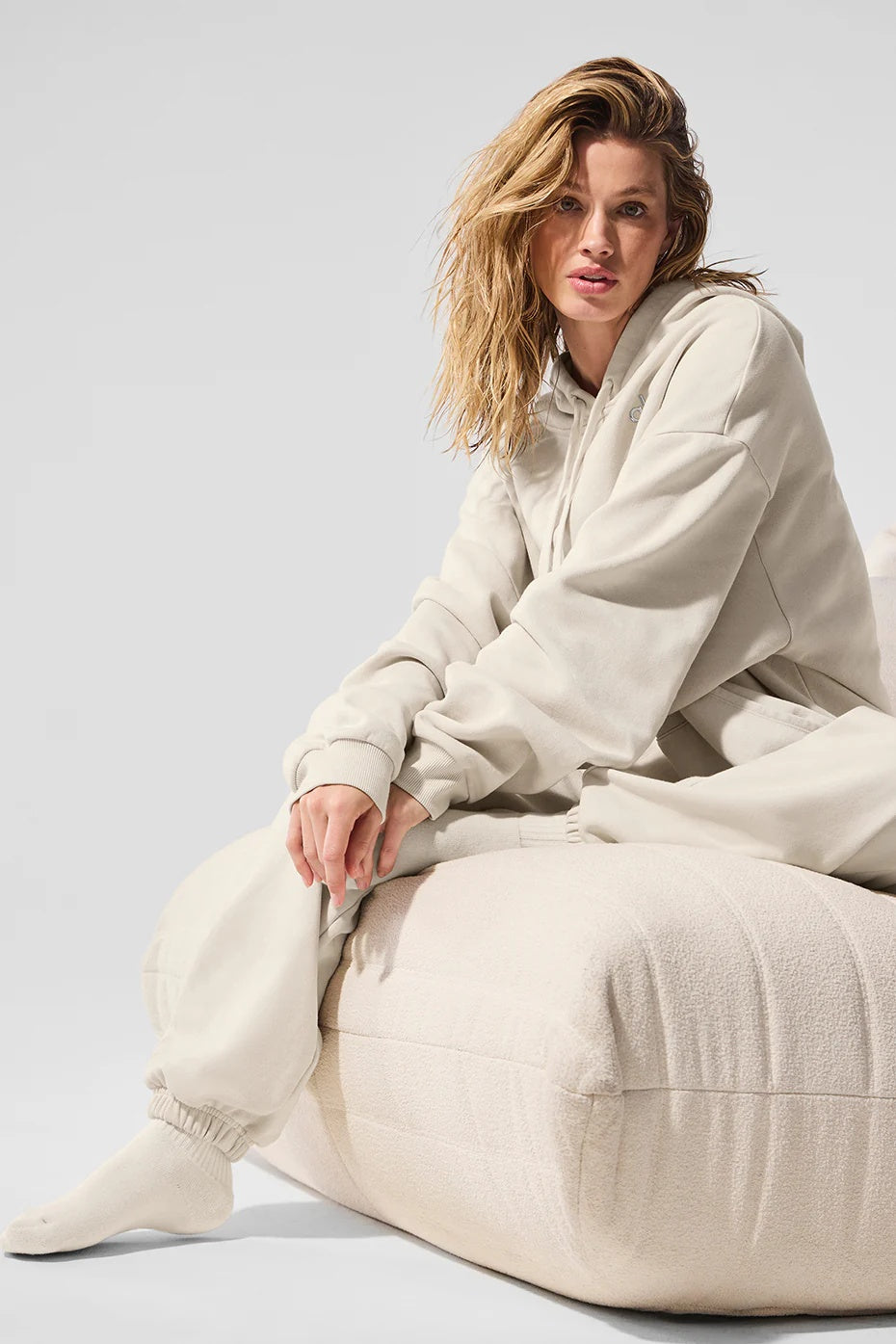 Accolade Hoodie - Bone