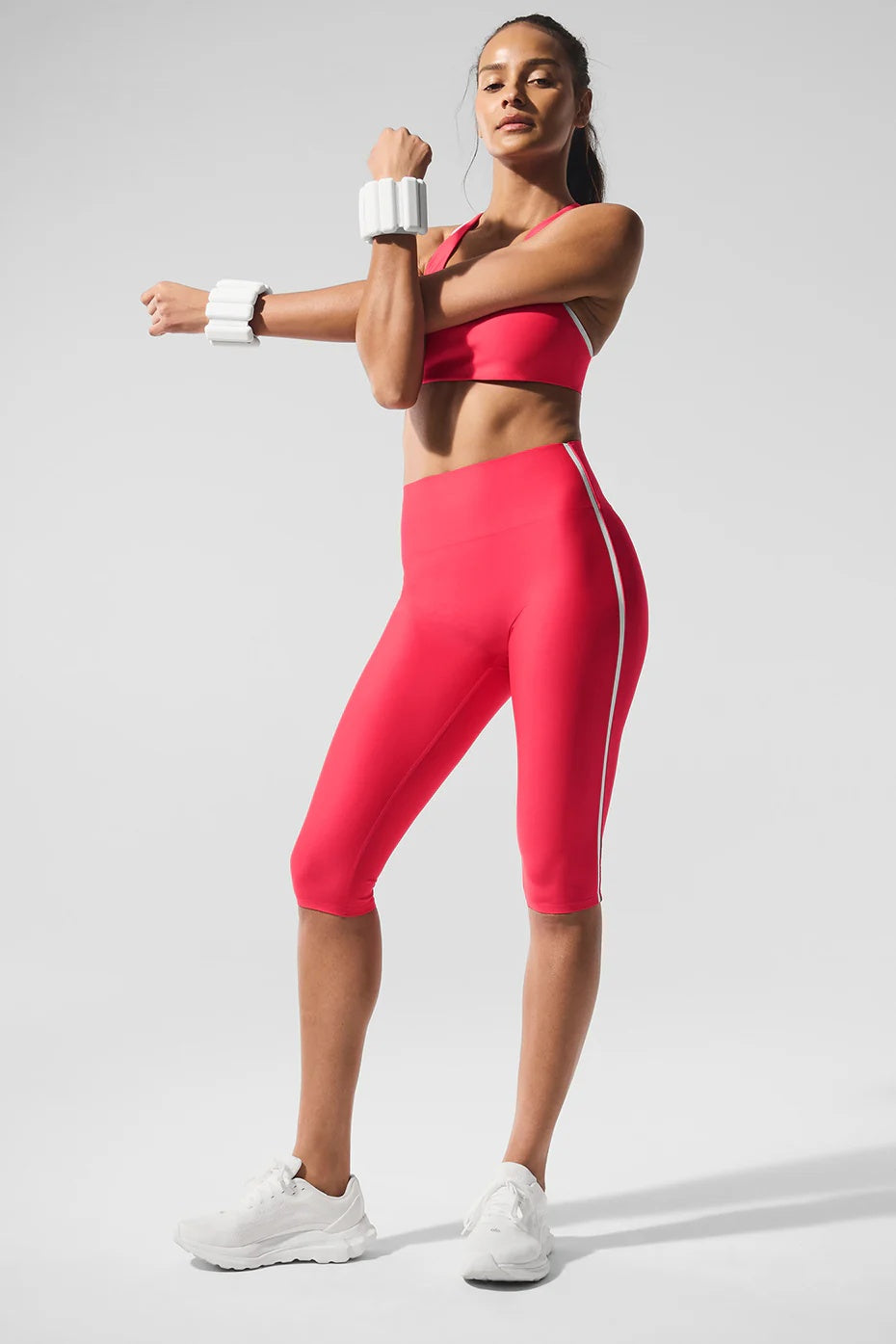 Airlift High-Waist Super Sleek Contrast Capri - Candy Red/White