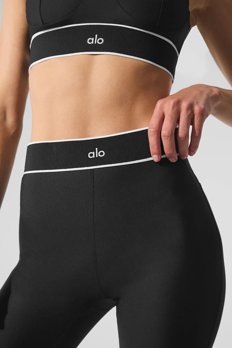 Airlift High-Waist Alignment Legging - Black/White