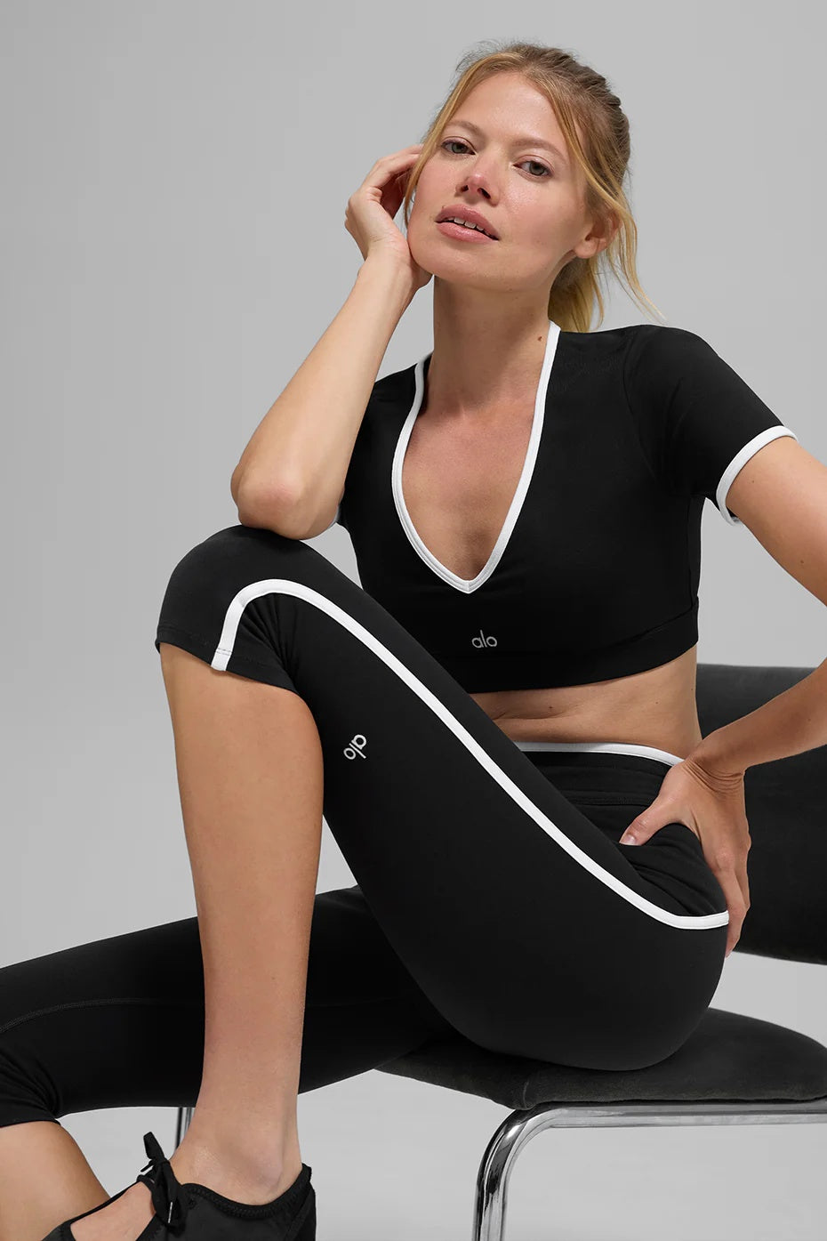 Airbrush High-Waist Race Pace Capri - Black/White