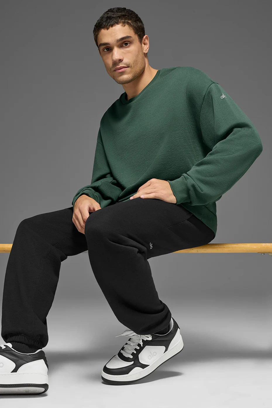 Chill Crew Neck Pullover - Clover Green