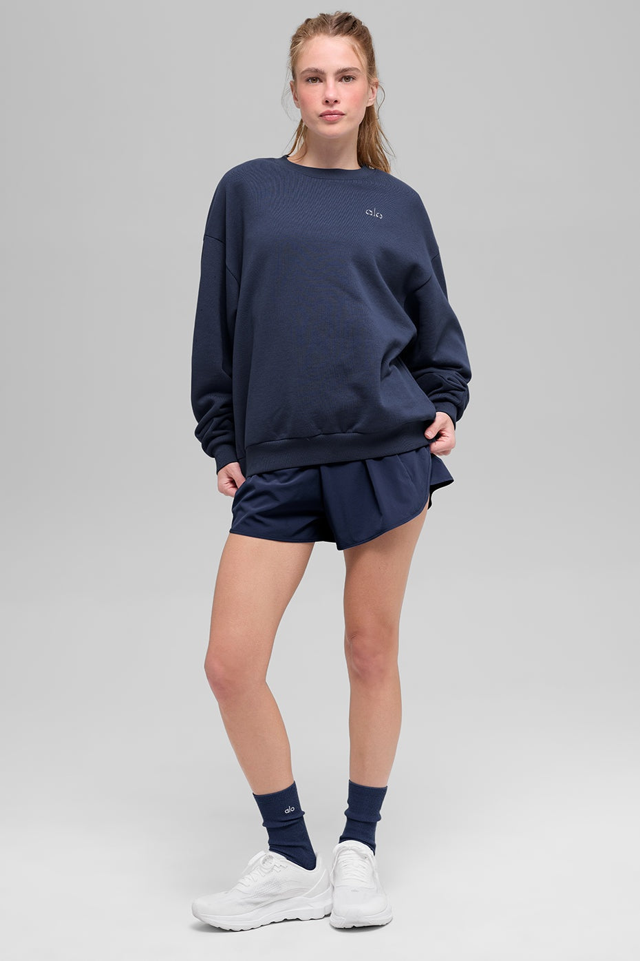 Accolade Crew Neck Pullover - Navy