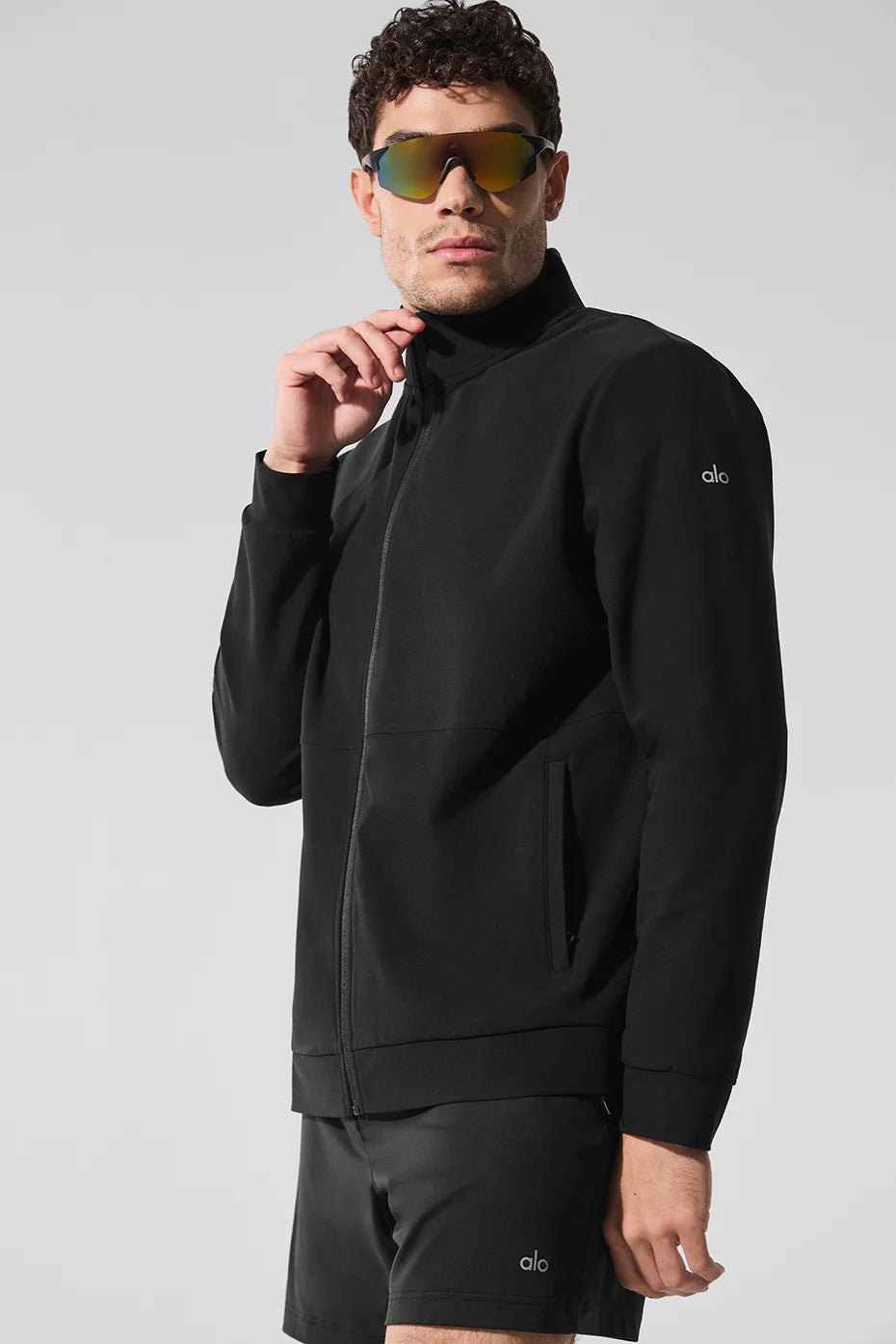 Conquer Max Mock Neck Full Zip - Black