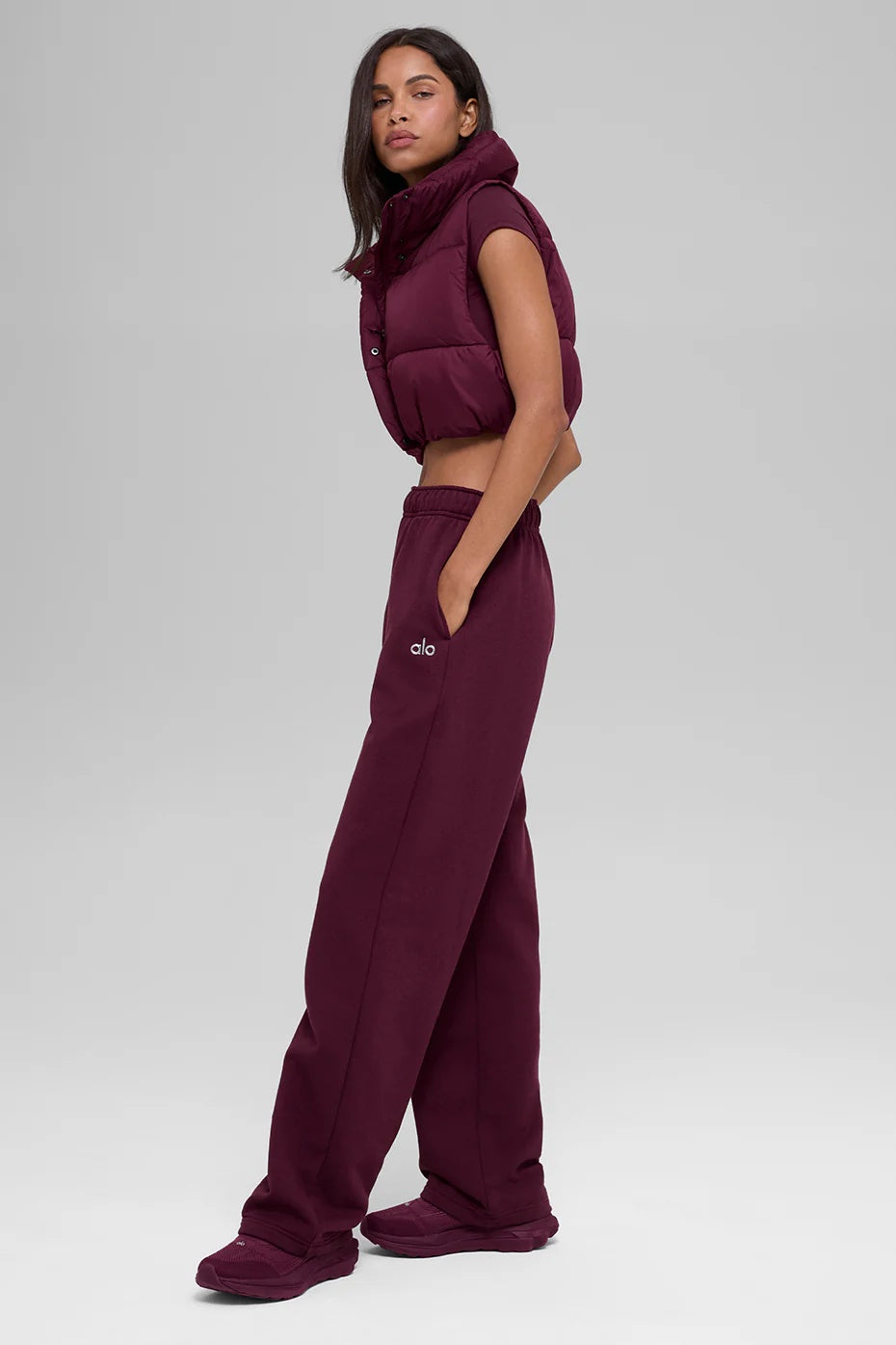 Cropped Gold Rush Puffer Vest - Burgundy