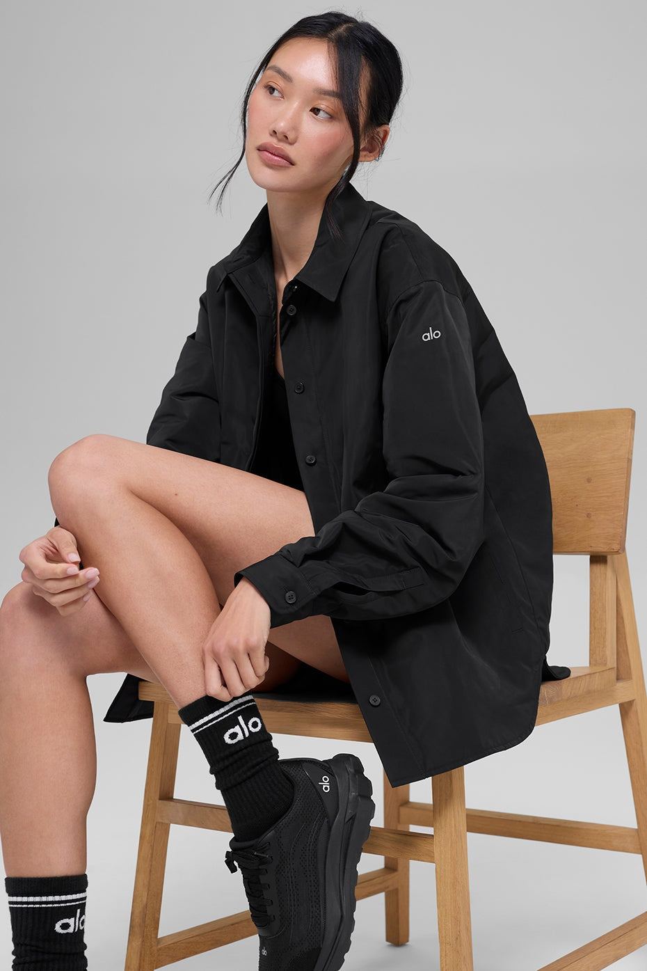 Socialite Shacket - Black