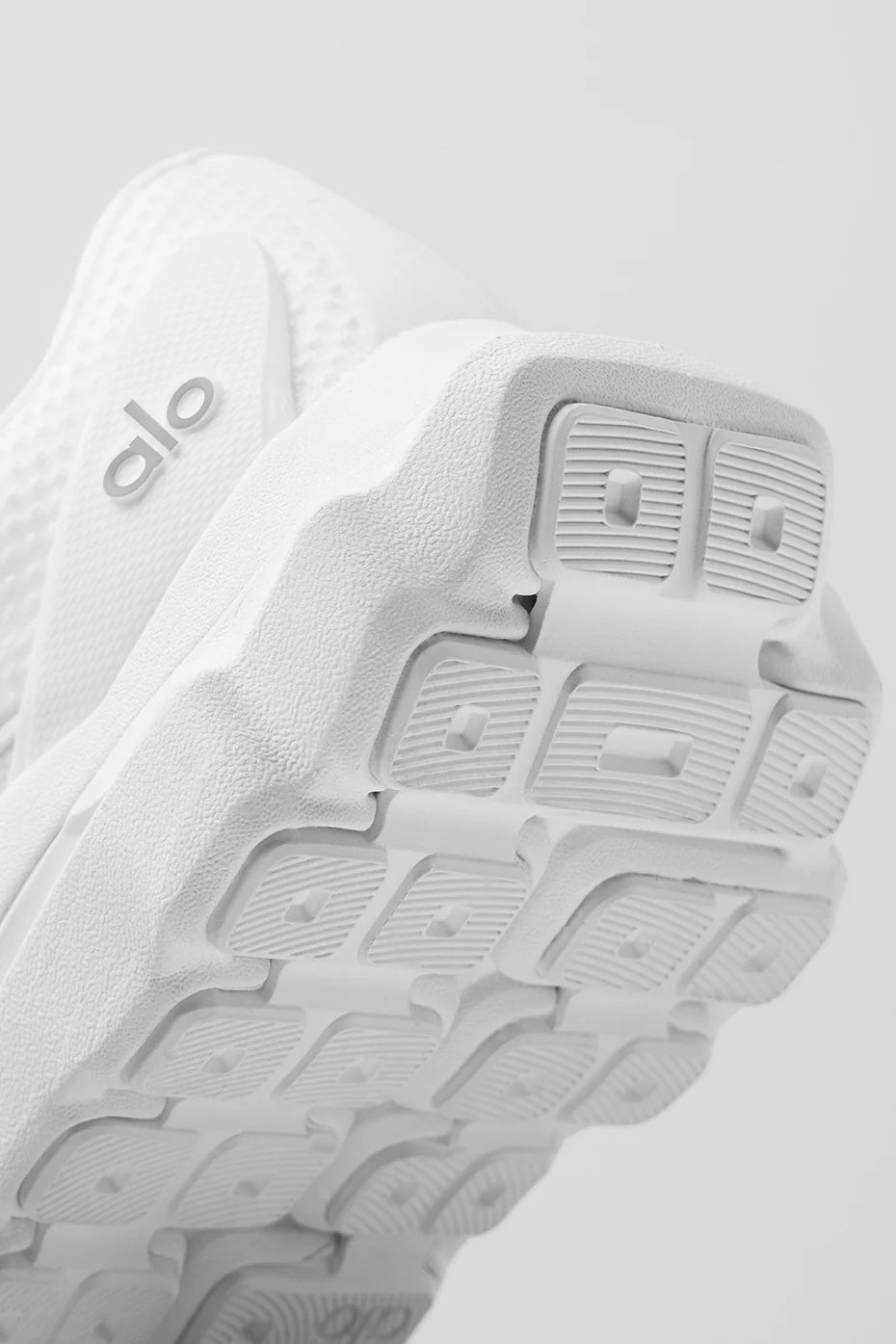ALO Runner - White/White