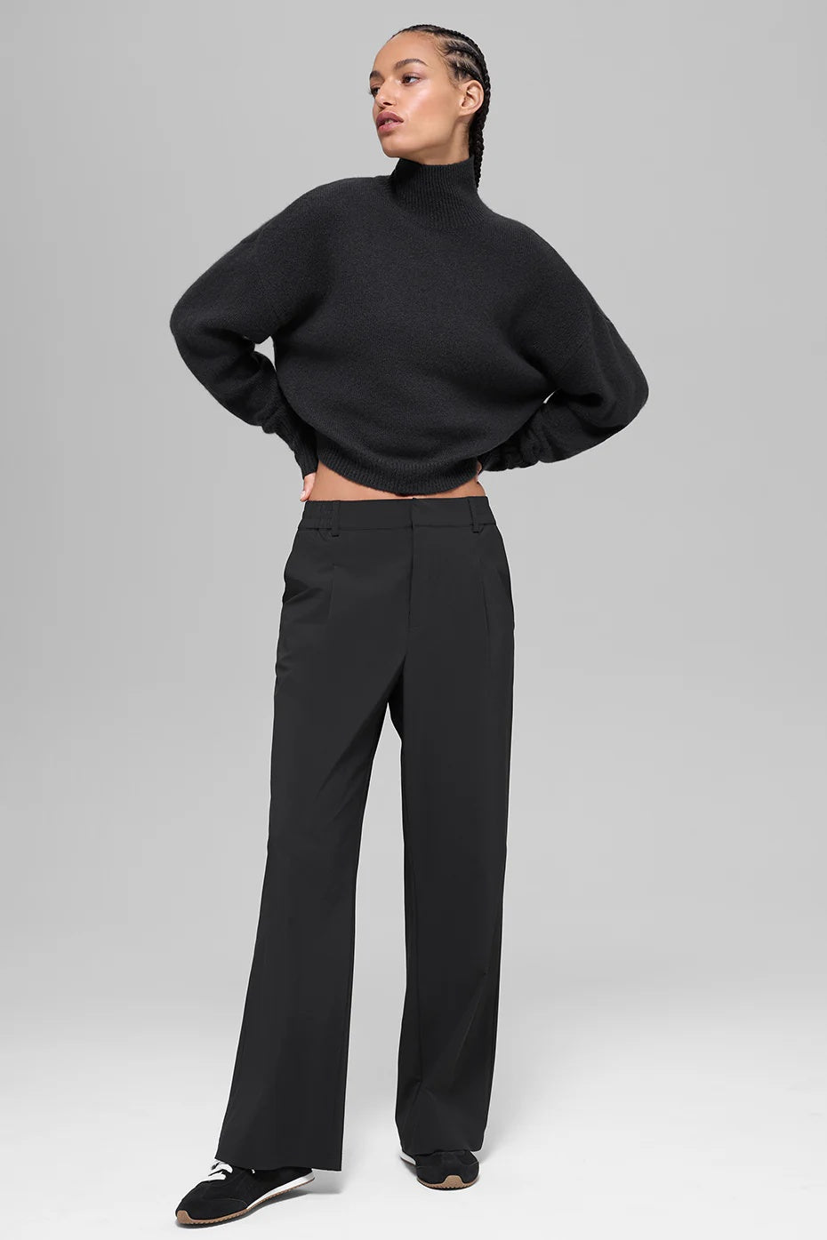 Wool Cashmere Cropped New Class Turtleneck Sweater - Black