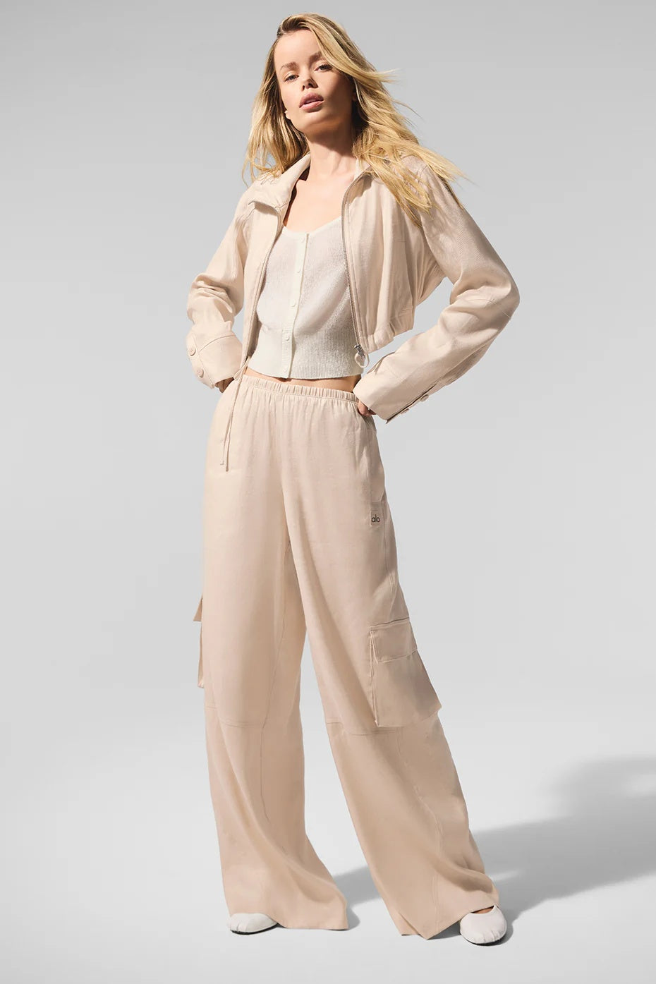 Linen Cropped Getaway Jacket - Macadamia