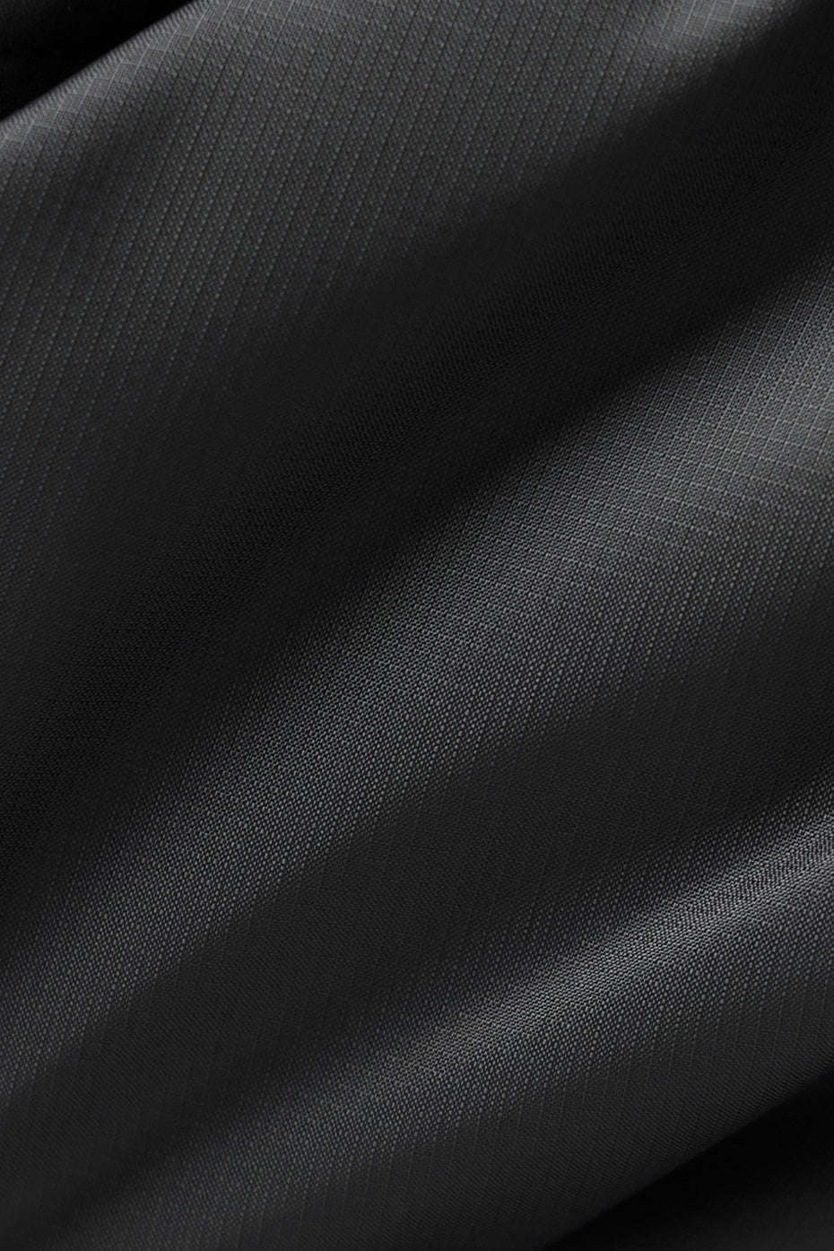 Cropped Atmosphere Puffer - Black